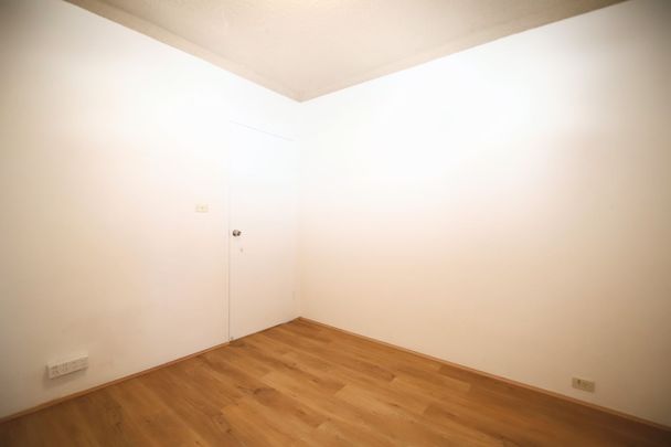 Spacious Two-Bedroom Unit in Prime Punchbowl Location - Photo 1