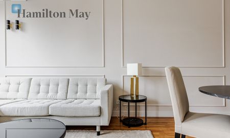 Warszawa, Wilanów, Prymasa Augusta Hlonda - Zdjęcie 2