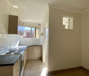 View Saturday at 2.20pm - 2.40pm - Photo 2