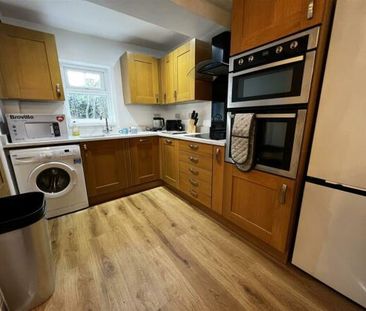 2 bedroom private hall to rent - Photo 4