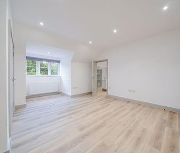 3 bedroom apartment to rent - Photo 3