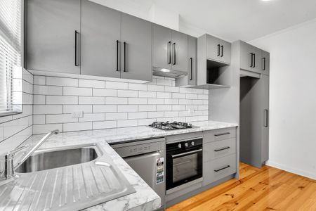 2/138 Avenue Road, Clarence Gardens SA 5039 - Photo 2