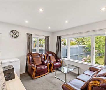 This beautifully presented 4-bedroom house at Mt Wellington - Photo 5