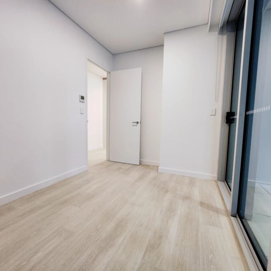2 bed 1 bath-1401 - Photo 1