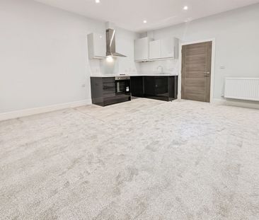 Thomas House, Bernard Street, SO14 - Photo 5