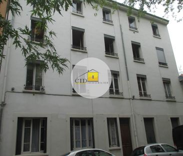 Appartement - 1 pièce - 34,82 m² - Lyon 03 - Photo 1