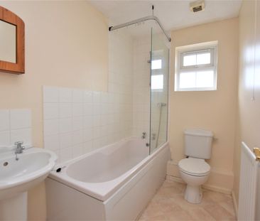 Jeavons Lane, Kesgrave, Ipswich, Suffolk, IP5 2EB - Photo 2