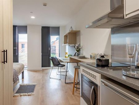 Studio to rent - Photo 2