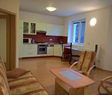 Vybavený byt 2+kk s balkonem, parkovací stání, Na Vyhlídce, Frýdek - Photo 2