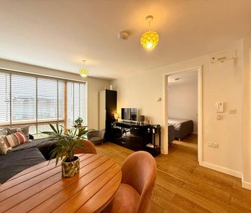 1 bedroom flat to rent - Photo 2