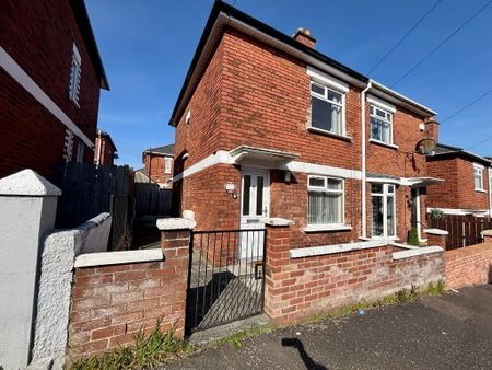 27 Dhu Varren Park, Belfast, BT13 3FH - Photo 4