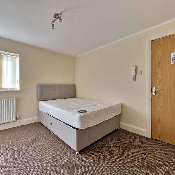 Palatine Road, Blackpool, FY1 - Photo 1