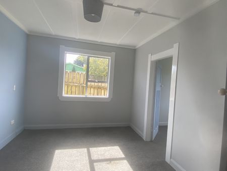 34 Seyton Street, Stratford - Photo 3