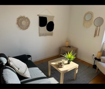 Location Appartement 1 pièce 24m² - Photo 3