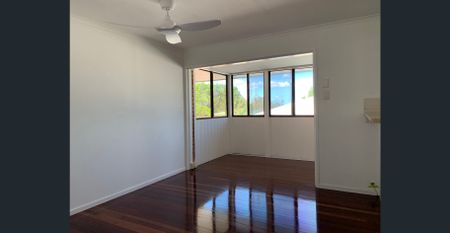 Family-Friendly Home in a Prime Location! - Photo 4