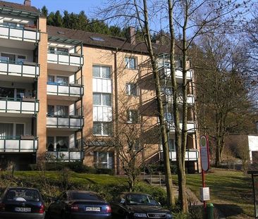 Helle 2 Zimmerwohnung mit sonnigem Balkon in der Südstraße - Photo 5
