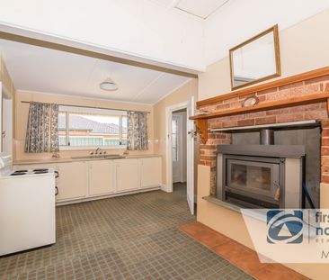 Comfortable Charming Cottage - Photo 6