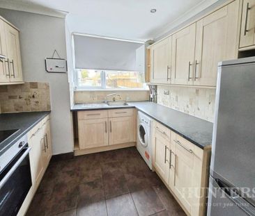 2 bedroom maisonette to rent - Photo 4