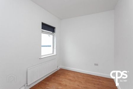 132 Ballynahinch Road, Lisburn, BT27 5HB - Photo 3