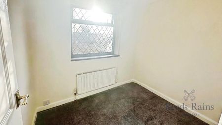 3 bedroom terraced house to rent - Photo 5