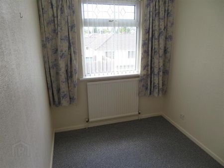 17 Woodford Park, Lurgan, BT66 7HA - Photo 5