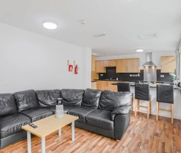 Platinum Studio - Photo 6