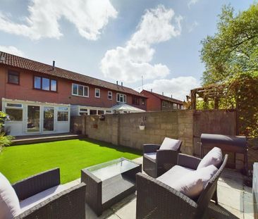 2 bedroom terraced house to rent - Photo 2
