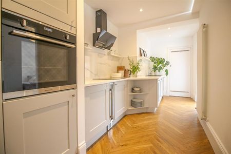 2 Bedroom Flat - Ground Floor - Photo 5