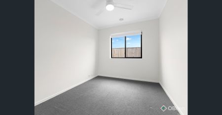 Modern Four-Bedroom Home with Low-Maintenance Living - Photo 5