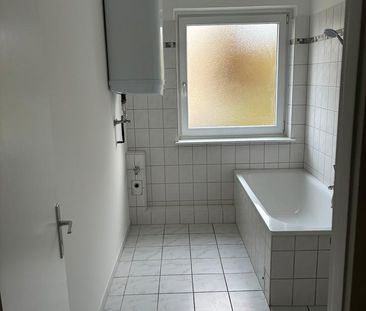 Frisch sanierte Zweizimmerwohnung in ruhiger grüner Lage von Elmsho... - Foto 1