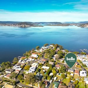 Immaculate Family Home - Freshly Renovated In Prime Location with Water Views - Photo 2