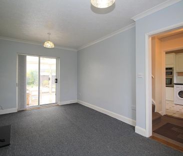 3 bedroom semi-detached house to rent - Photo 2
