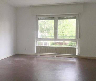 1 Zimmerwohnung in Wiesbaden mit Tageslichtbad - Photo 1
