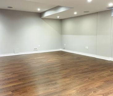 For Lease - 2418 Wasaga Drive, Oakville, Ontario - Photo 6