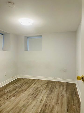 For Lease - 64 Fairside Avenue Unit# Basement, Toronto, Ontario - Photo 2