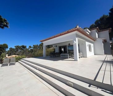 Luxury 4 Bed Villa – Javea – Long Term - Photo 2