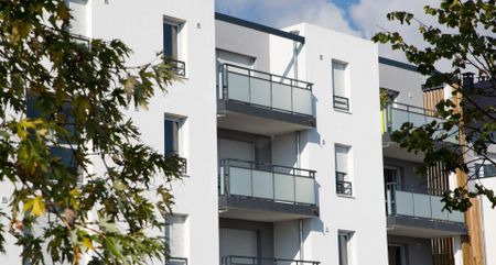 location Appartement T3 DE 67.83m² À GEX - Photo 5