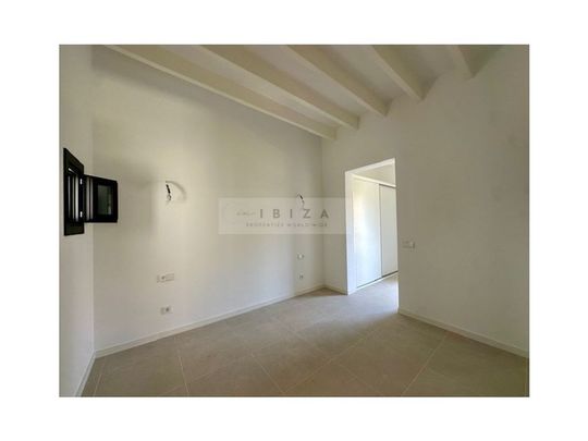 2 room luxury penthouse for rent in Ibiza, Spain - Photo 1