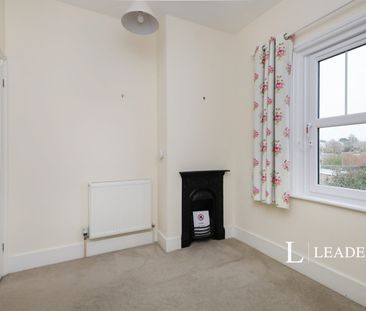 3 bedroom house to rent Lower Road, Eastbourne, BN21 - Photo 2
