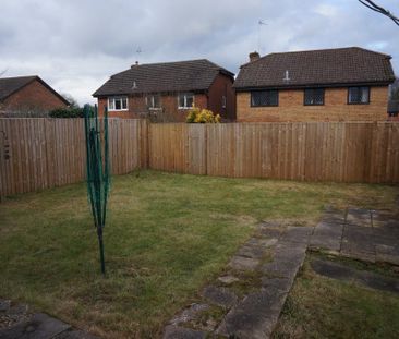 3 bedroom detached house to rent - Photo 4