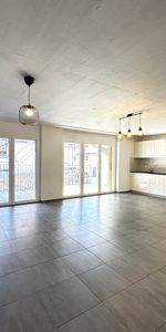 Light, comfort and an ideal location! - Photo 3