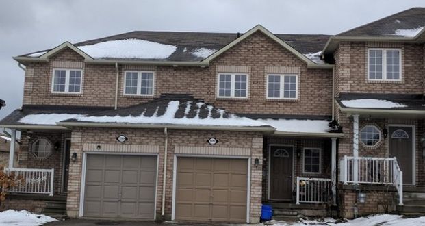 1391 Benson Innisfil | $2300 per month | Plus Heat | Plus Water | Plus Hydro - Photo 1