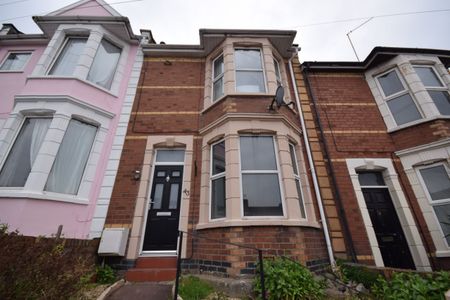 5 Bedroom Student Property- Bedminster - Photo 2