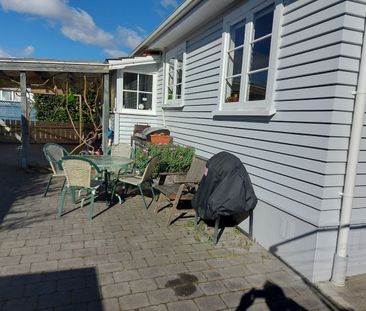 5 Hood Avenue, Heretaunga - Photo 4