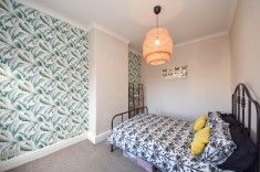 3 bed House - End Terrace for Rent - Photo 3