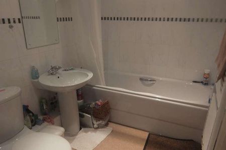 Lion Court, Great Knollys Street, Reading, RG1 - Photo 5