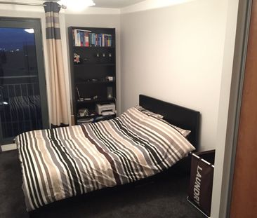 2 Bed Flat, The Chimes, S1 - Photo 4