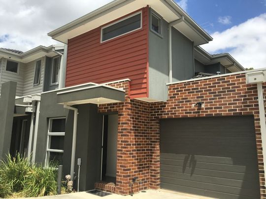 8/537 Melton Highway, Sydenham VIC 3037 - House For Rent | Domain - Photo 1