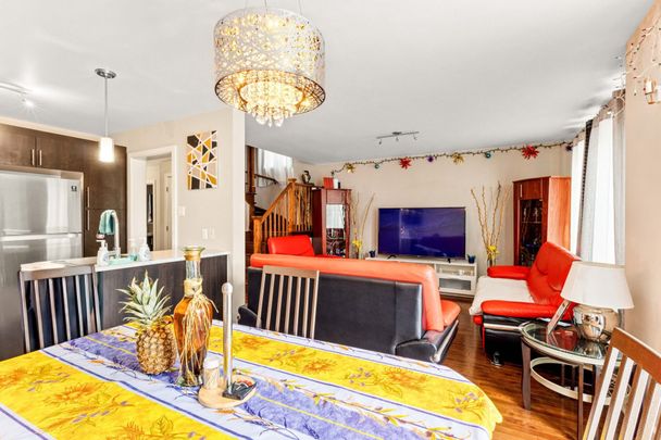 242 Rue Beethoven - Photo 1