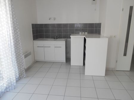 Appartement RUE MARCEL THIL - Photo 3